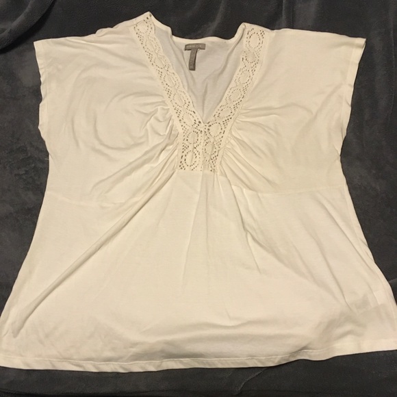 Old Navy Tops - Cream tee with lace v-neck accent